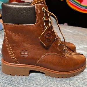 ✨NWT Timberland Boots
